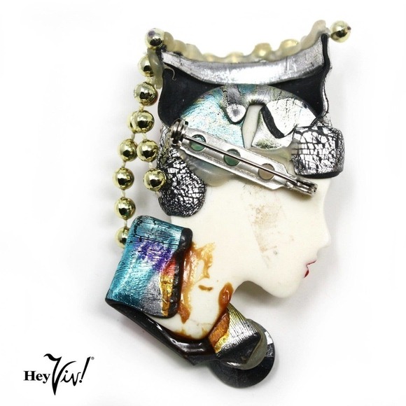 Vintage 80s Womans Profile Pin - Disco Era Fabulous Hat & Decoration - Hey Viv - Picture 2 of 5